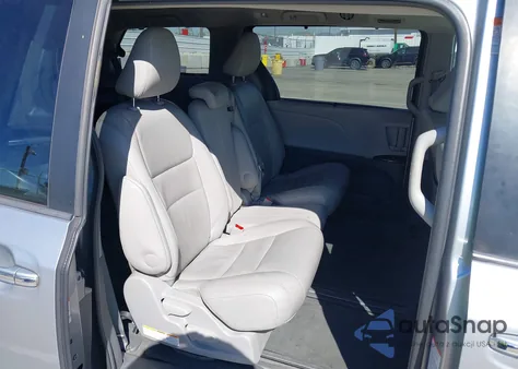 2015 Toyota Sienna Xle 8 Passenger from USA, damaged, VIN 5TDYK3DC7FS548487